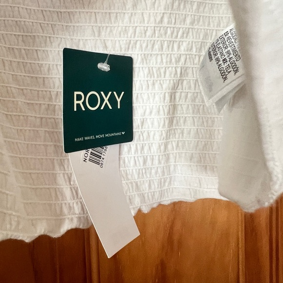 ROXY Flirty Walk Ruched Crop Top Size Medium NWT - Picture 9 of 11